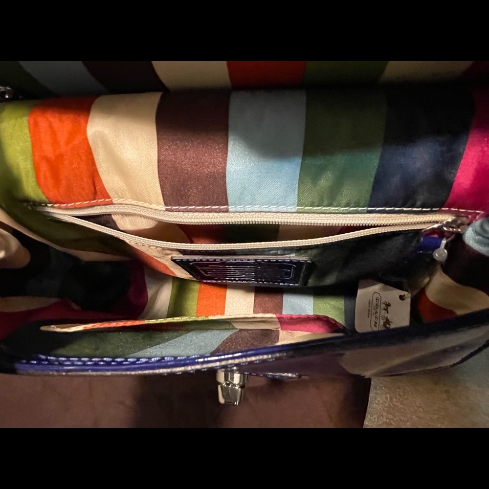 Coach Kristin Patent Leather Crossbody - Picture 9 of 9